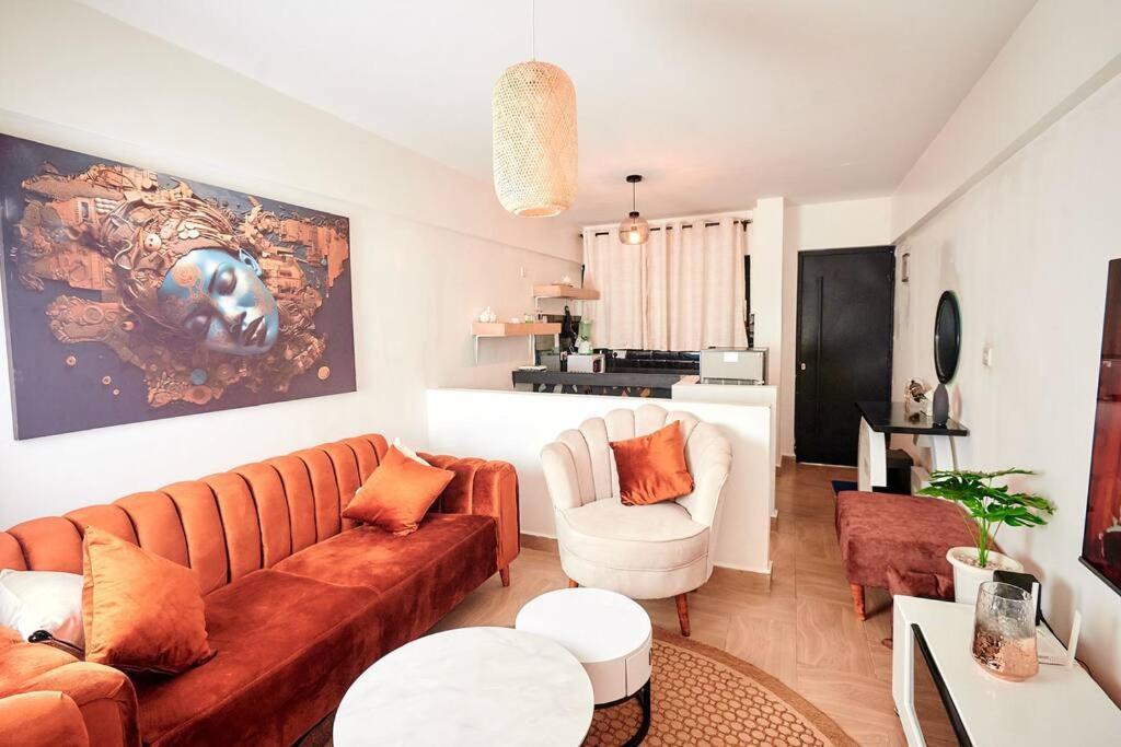 Apartment Artistic, Modern One Bedroom Duplex Nairobi