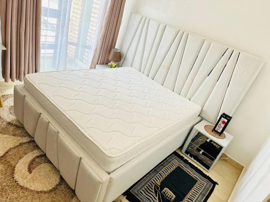 Artistic, Modern One Bedroom Duplex *