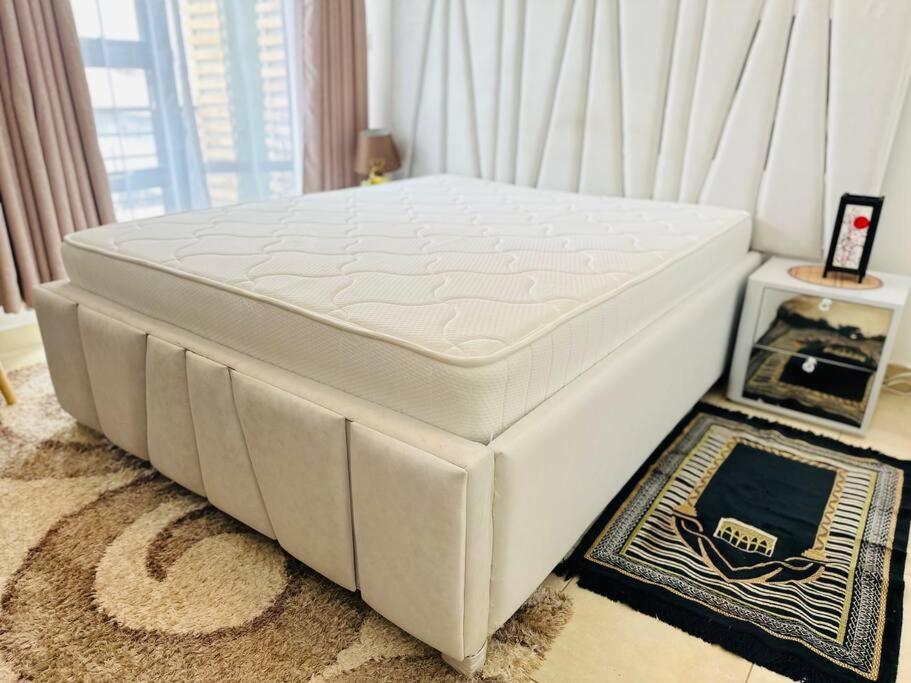 Artistic, Modern One Bedroom Duplex *