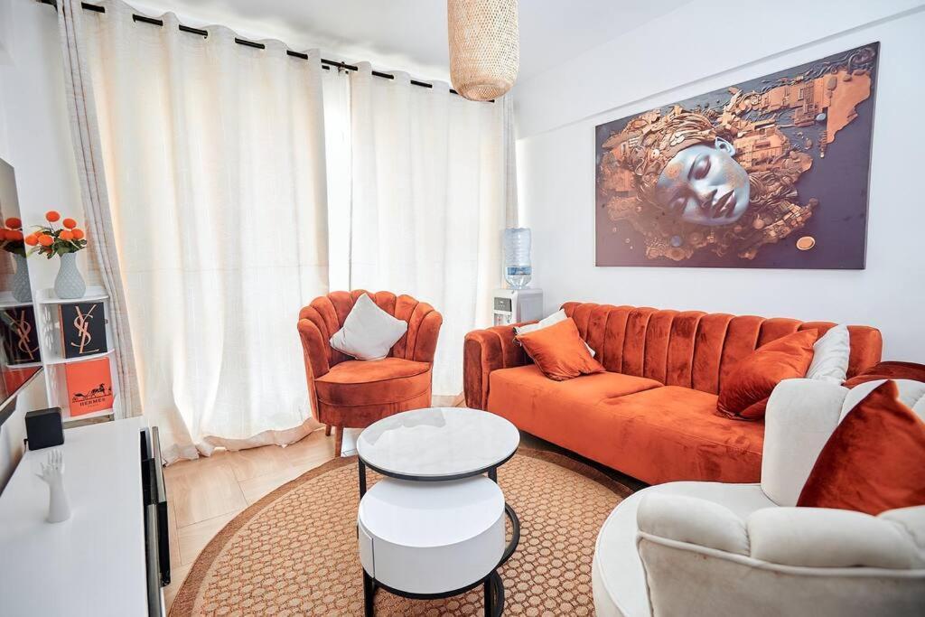 Apartment Artistic, Modern One Bedroom Duplex Nairobi
