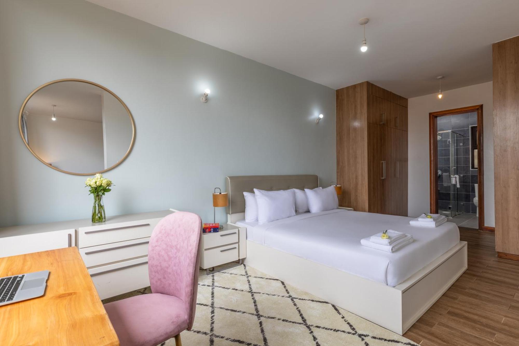 Apartment The Enclave Revamp 1 Bed By Yourhost, Nairobi
