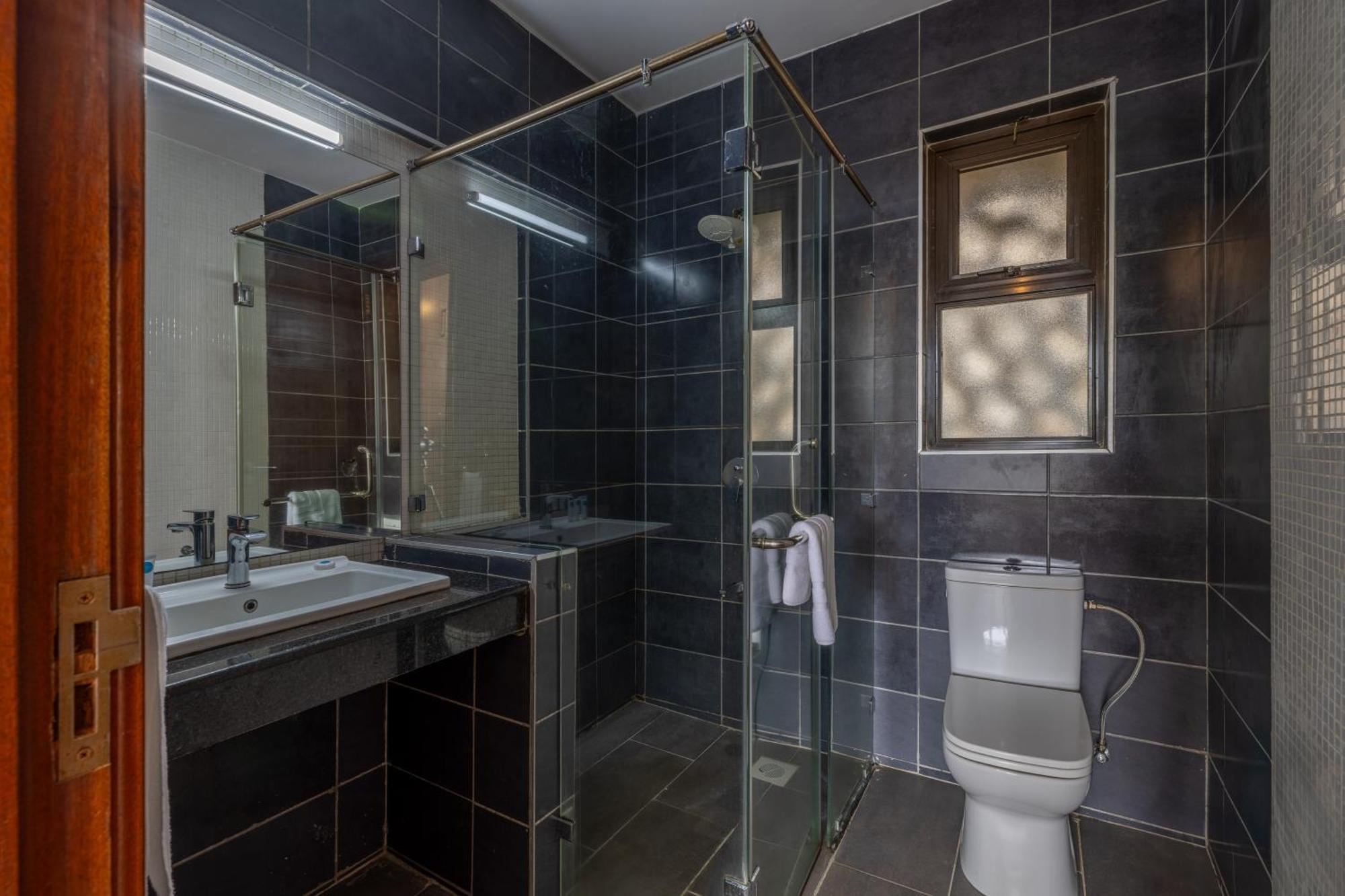 Apartment The Enclave Revamp 1 Bed By Yourhost, Nairobi