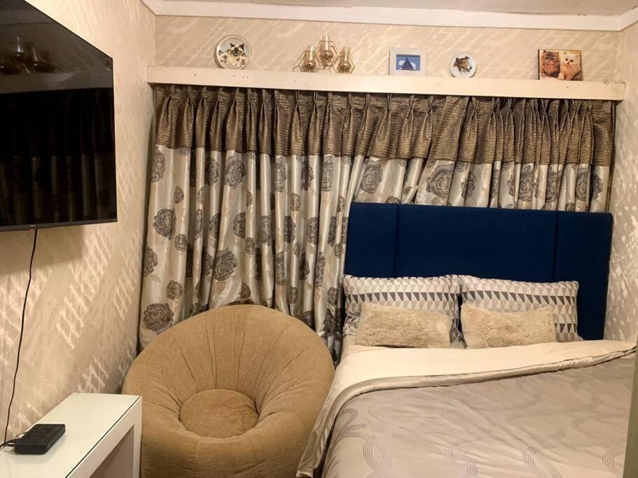 De Gold Nest-opposite Embassy Apartment *