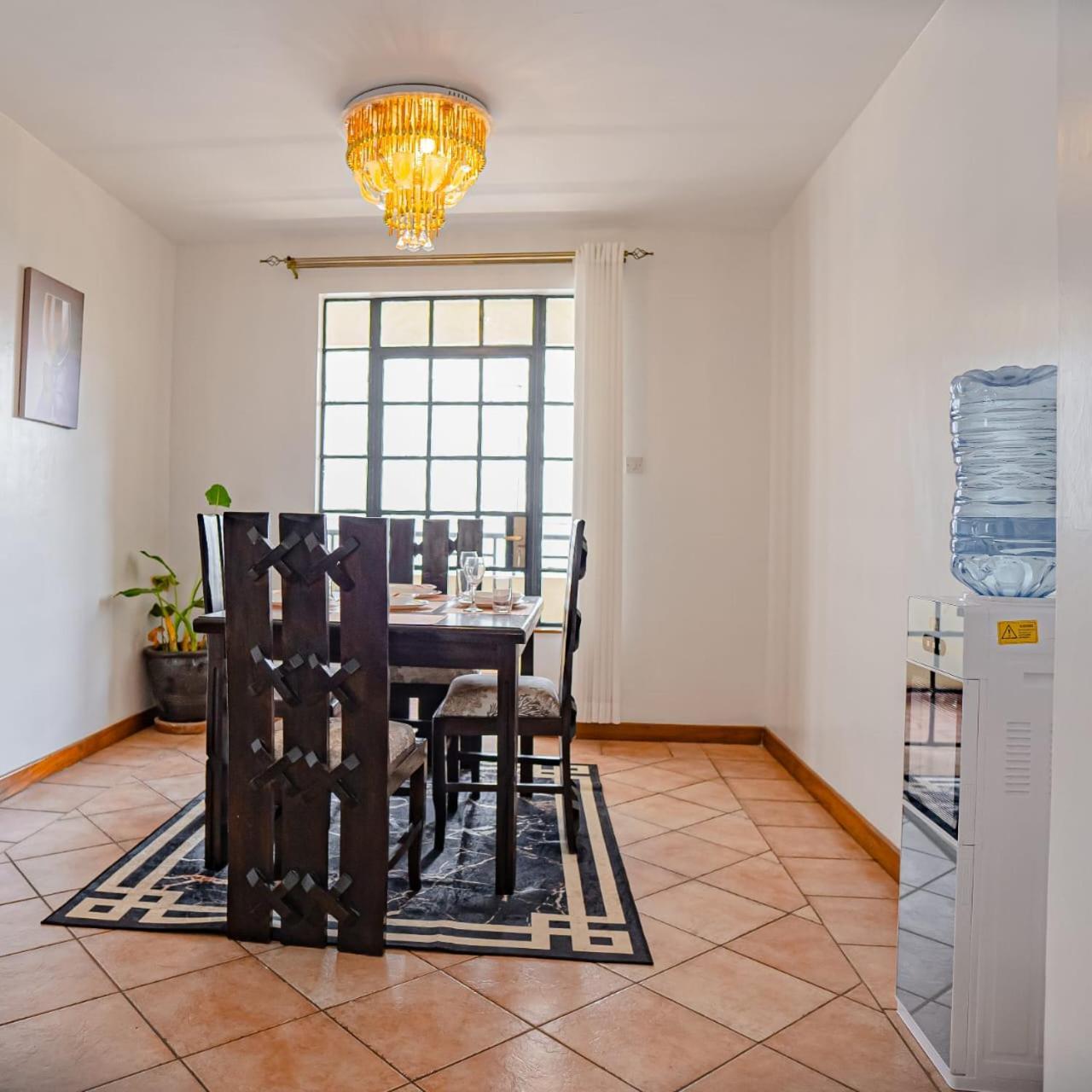 Elite Westlands Near West Gate And Sarit Malls * Nairobi