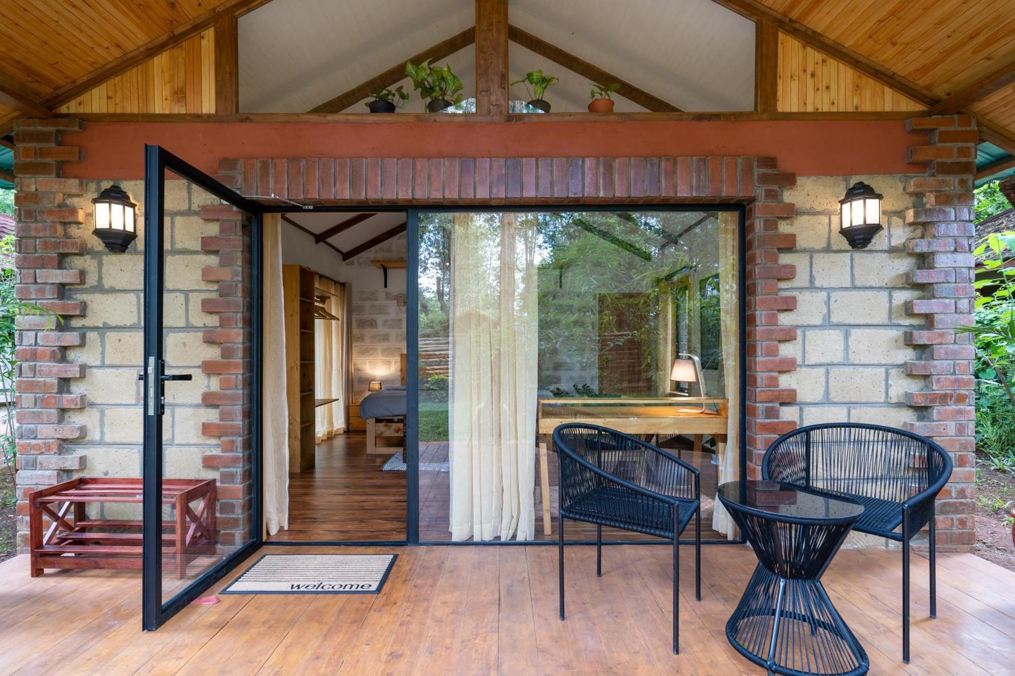 Apartment The Jungle Oasis With Heated Pool