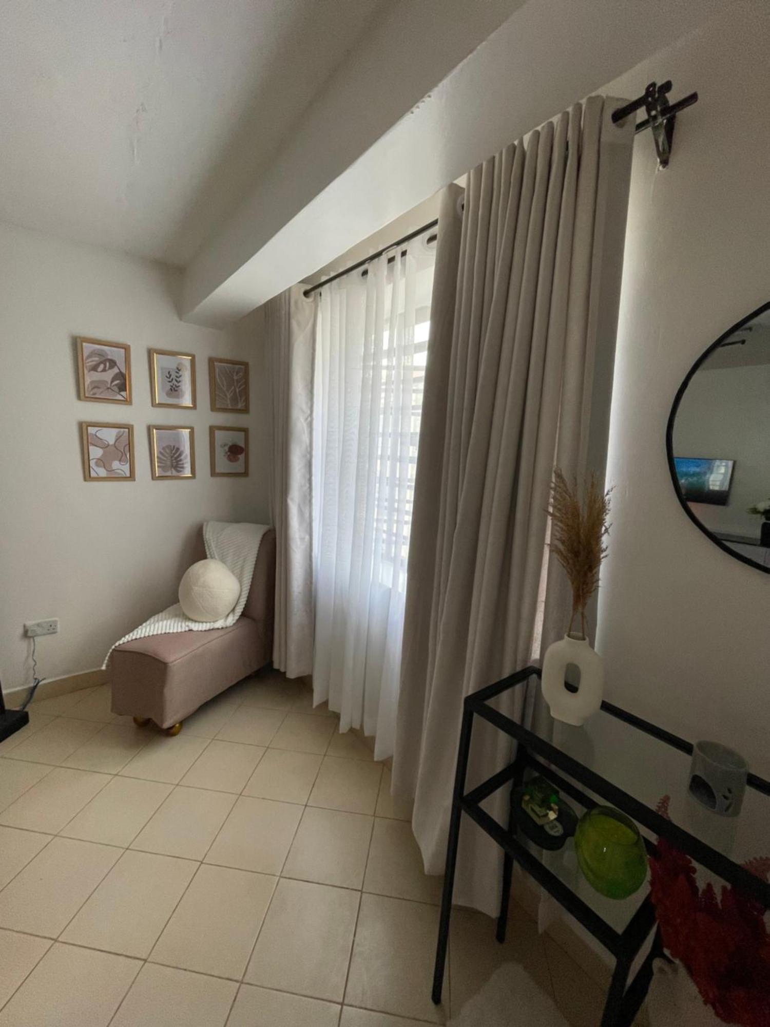 Chrystalkhomes * Nairobi