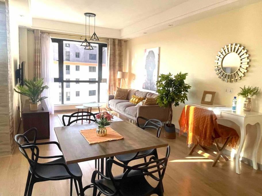 Modern 1br With Balcony, Pool/gym In Kileleshwa Nairobi