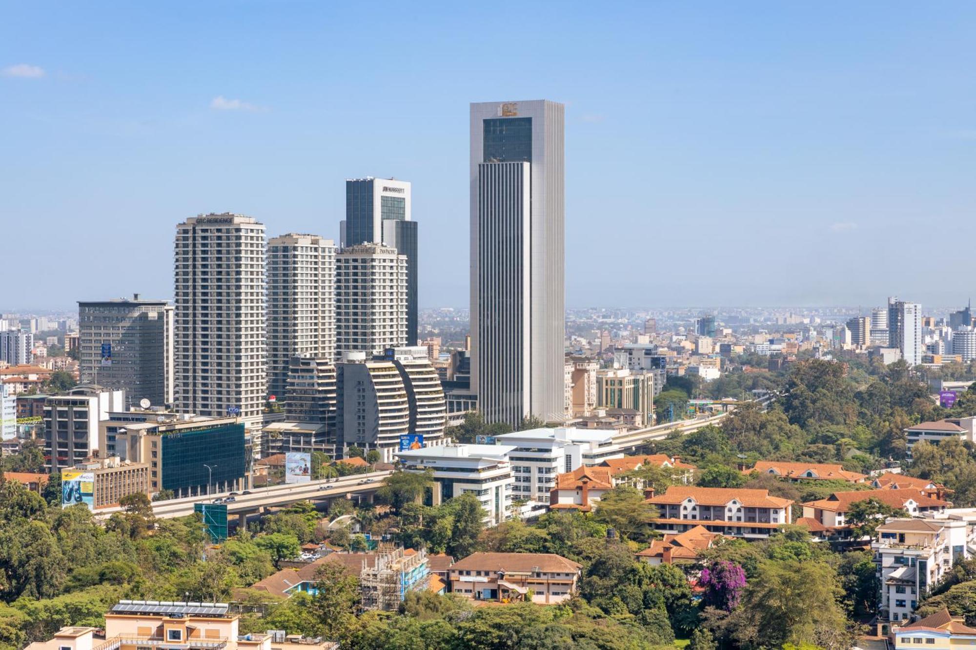 Deluxe Escada * Nairobi