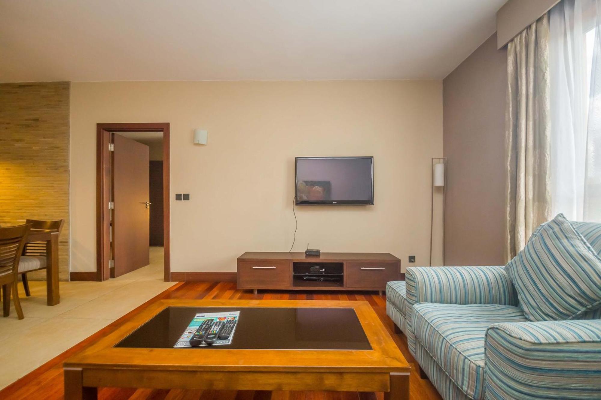 Aparthotel Taarifa By Dunhill Serviced 5*