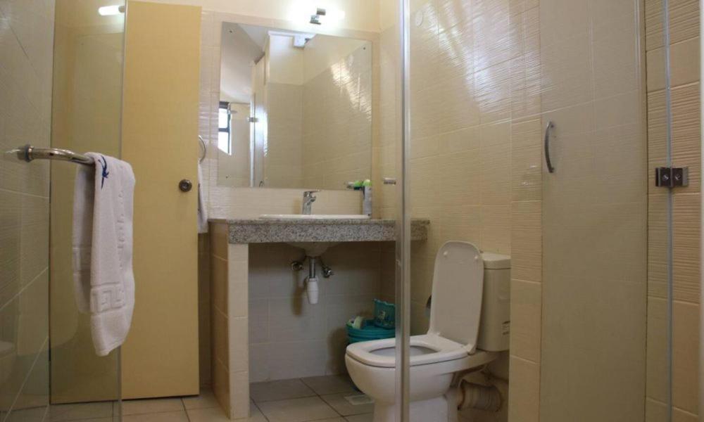 Lia & Training Centre Hotel 3*