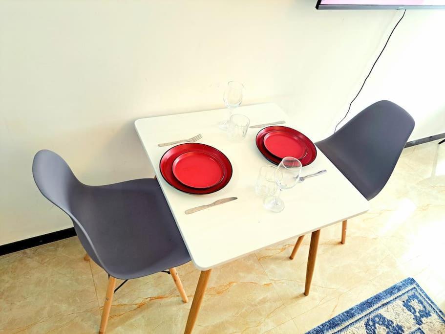 Apartment Lovely On Dennis Pritt Kilimani *