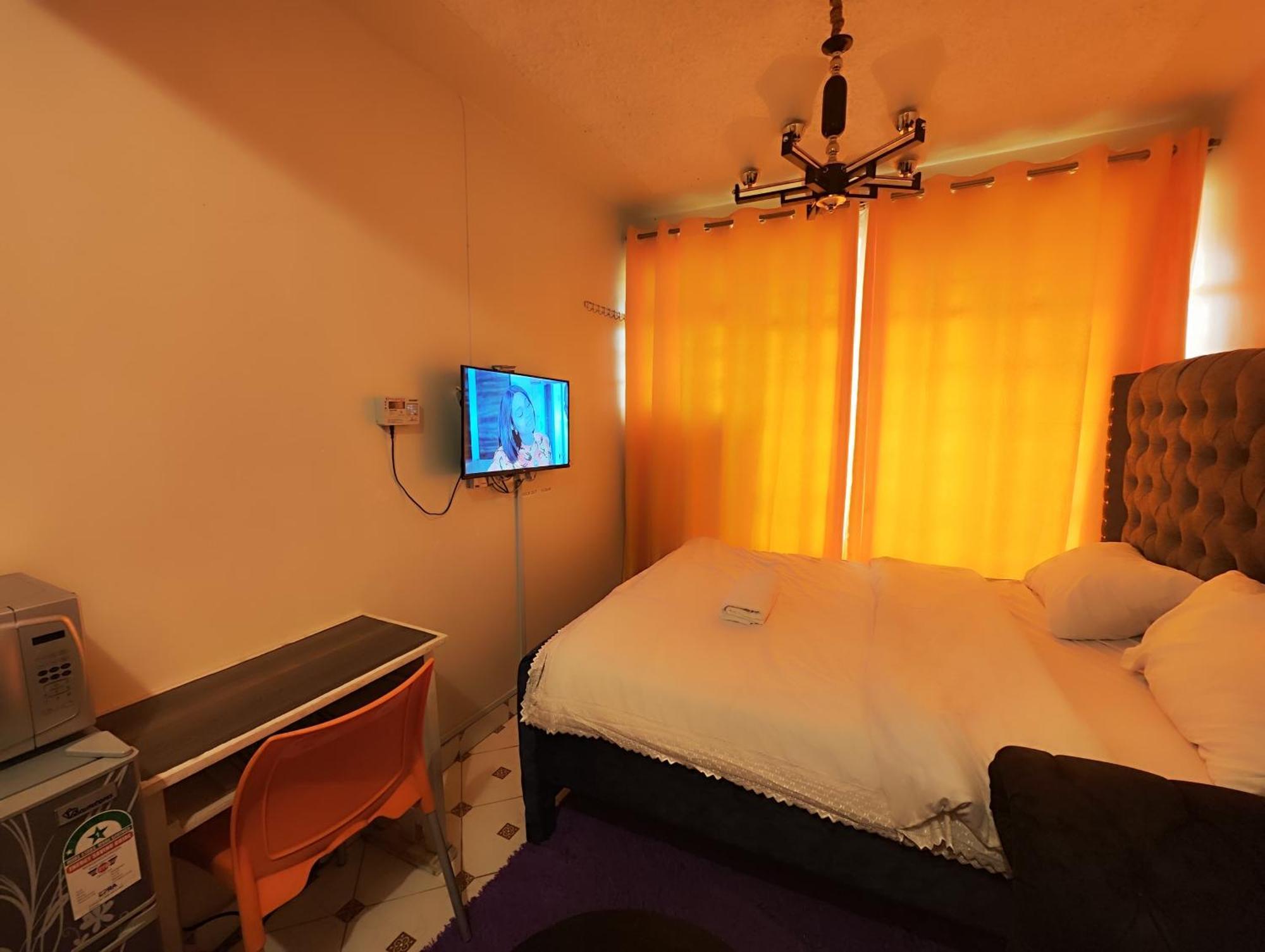 Be My Guest * Nairobi