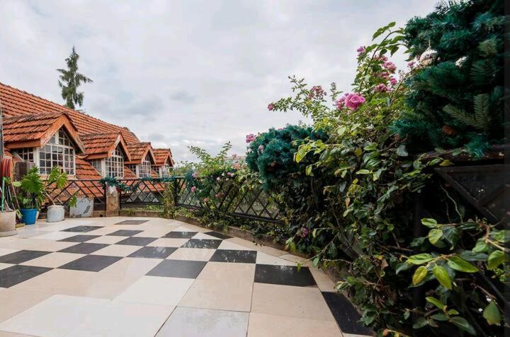 The Cozy - Karen Apartment Nairobi