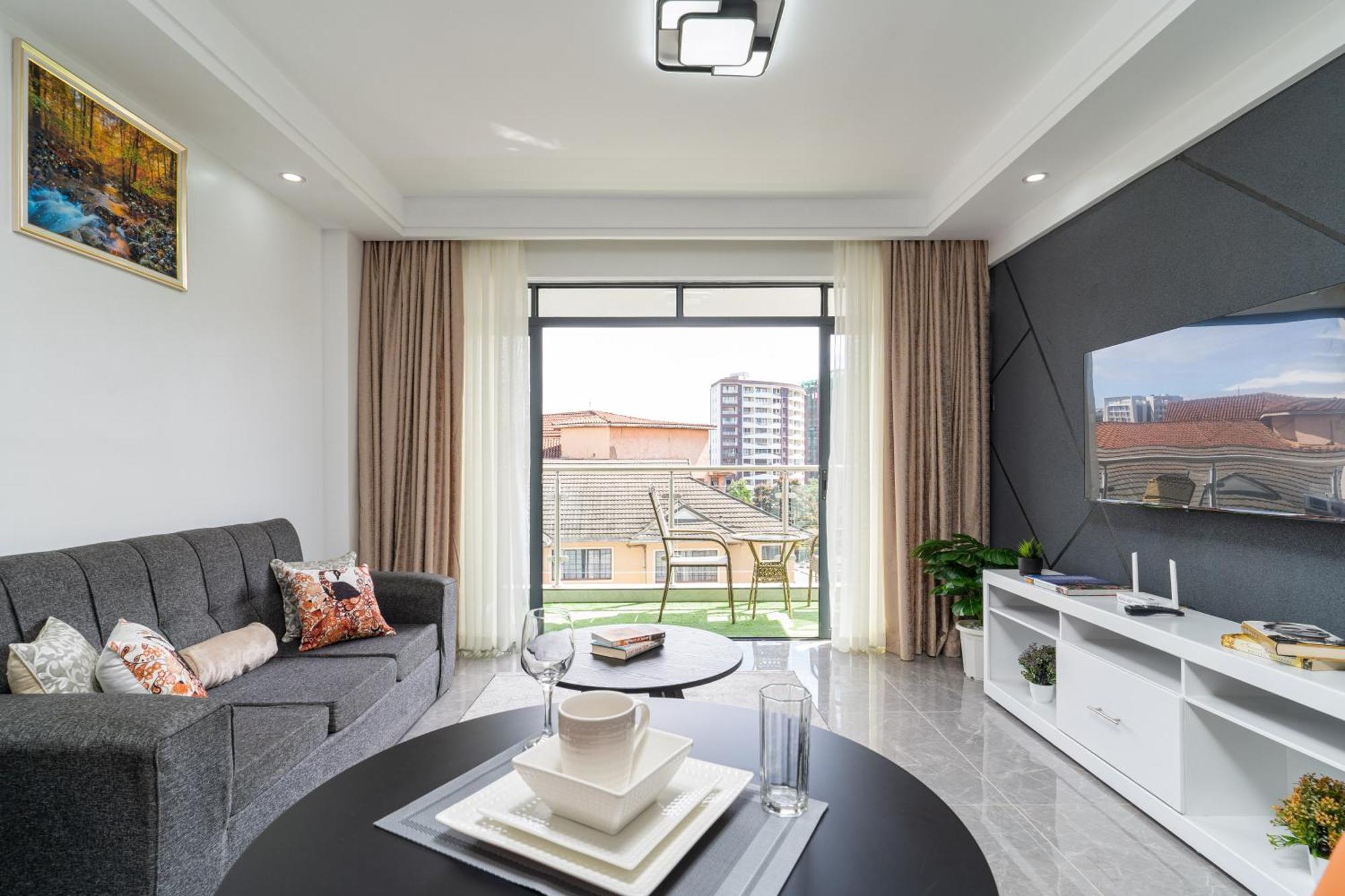 Modern Luxe 1 Bedroom Apartment *