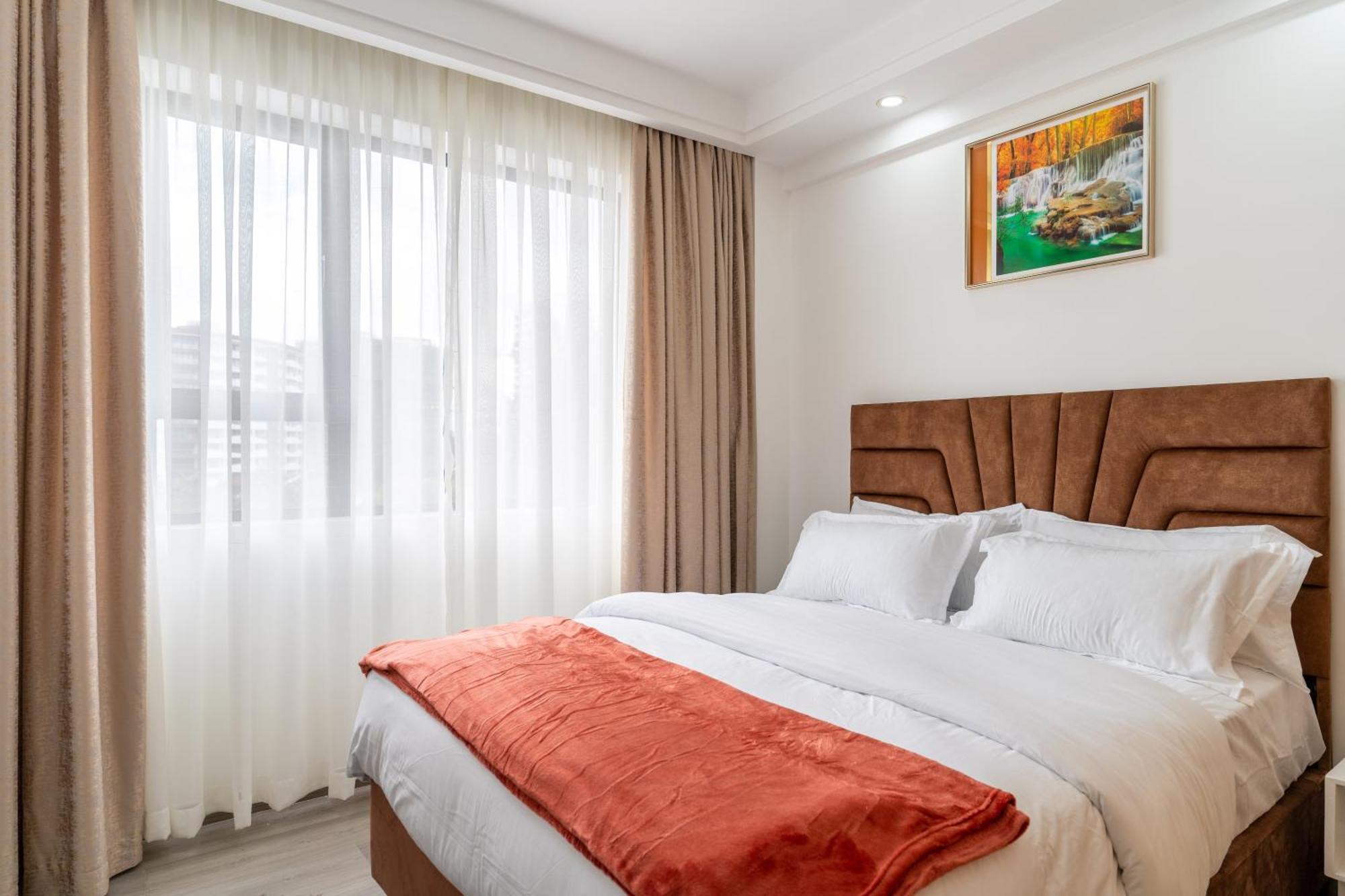 Modern Luxe 1 Bedroom * Nairobi
