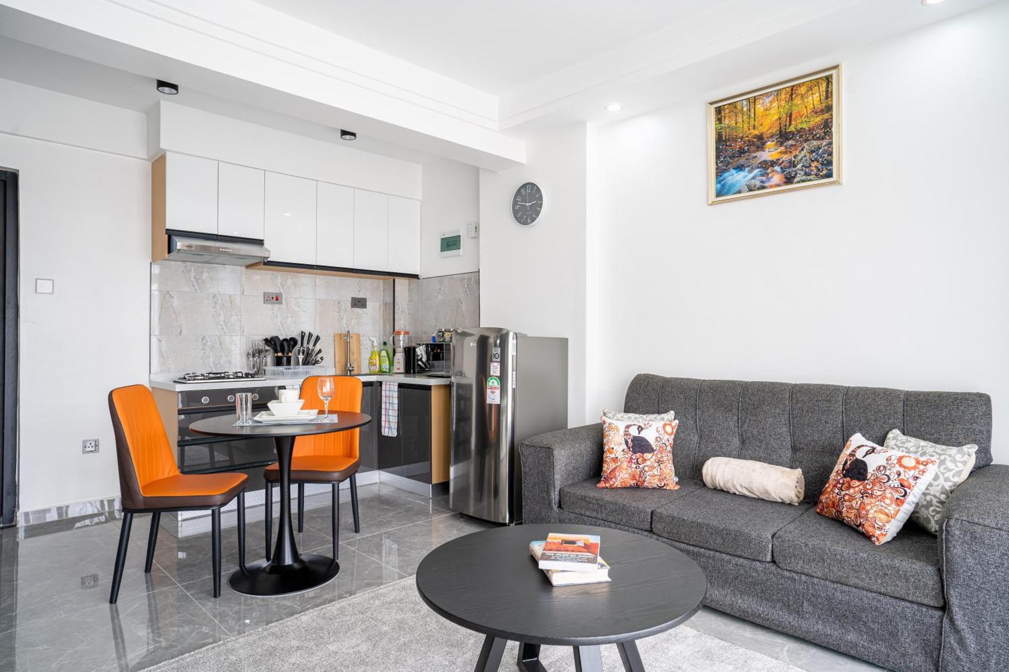 Modern Luxe 1 Bedroom Apartment