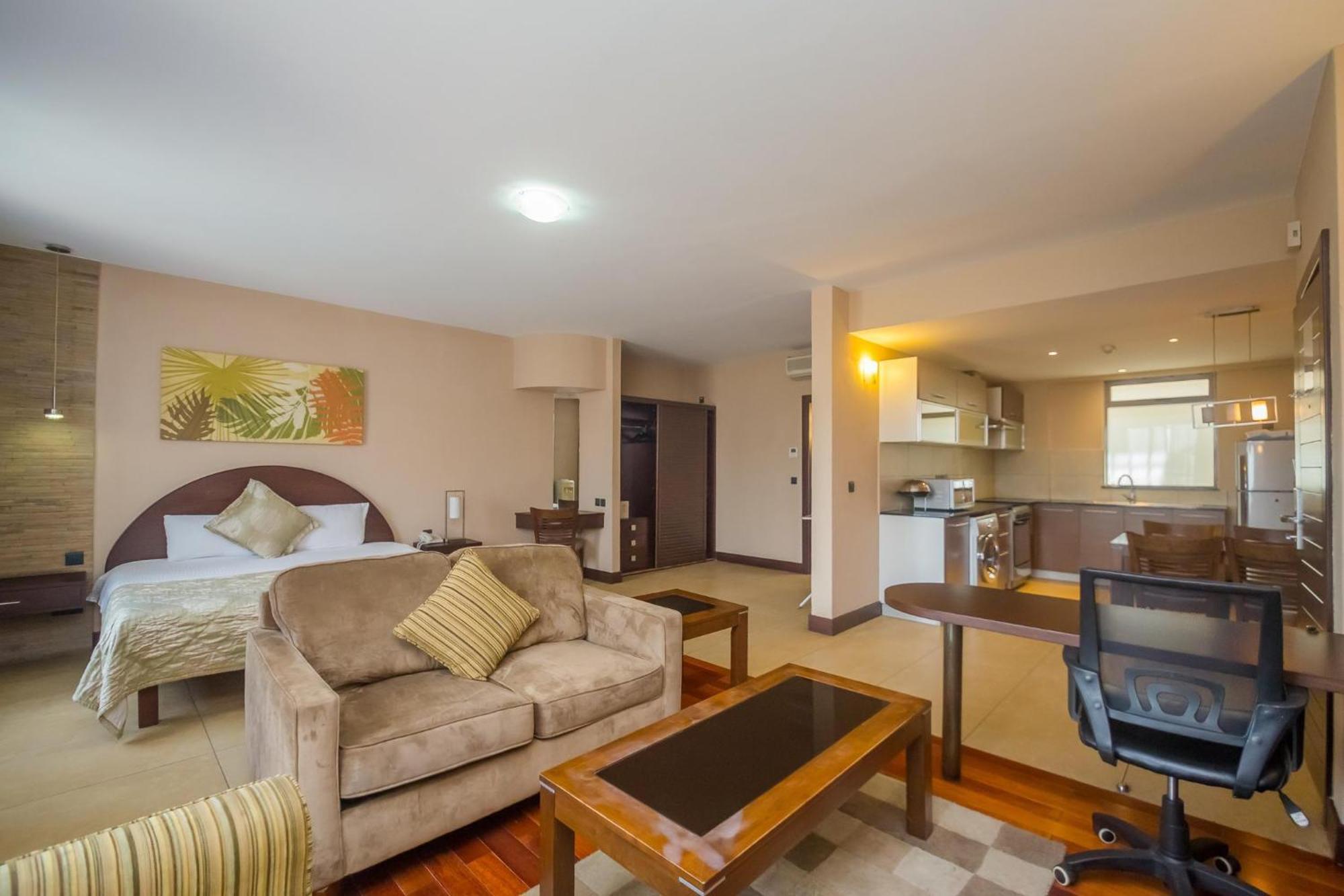 Taarifa By Dunhill Serviced Aparthotel 5*
