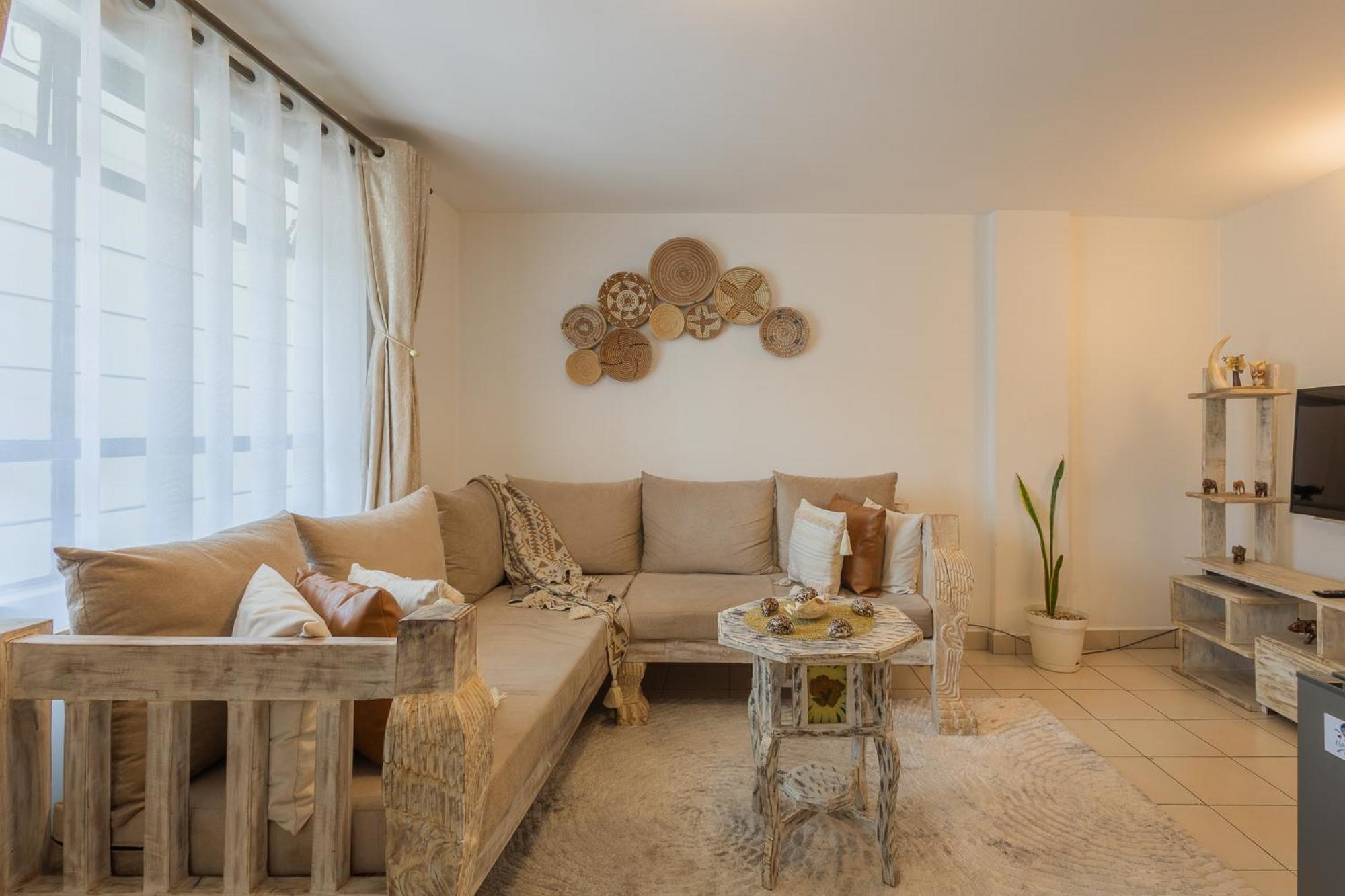 Furnished 1 Bedroom In Nairobi. 15 Mins To Cbd. Free Wi-fi & Parking *