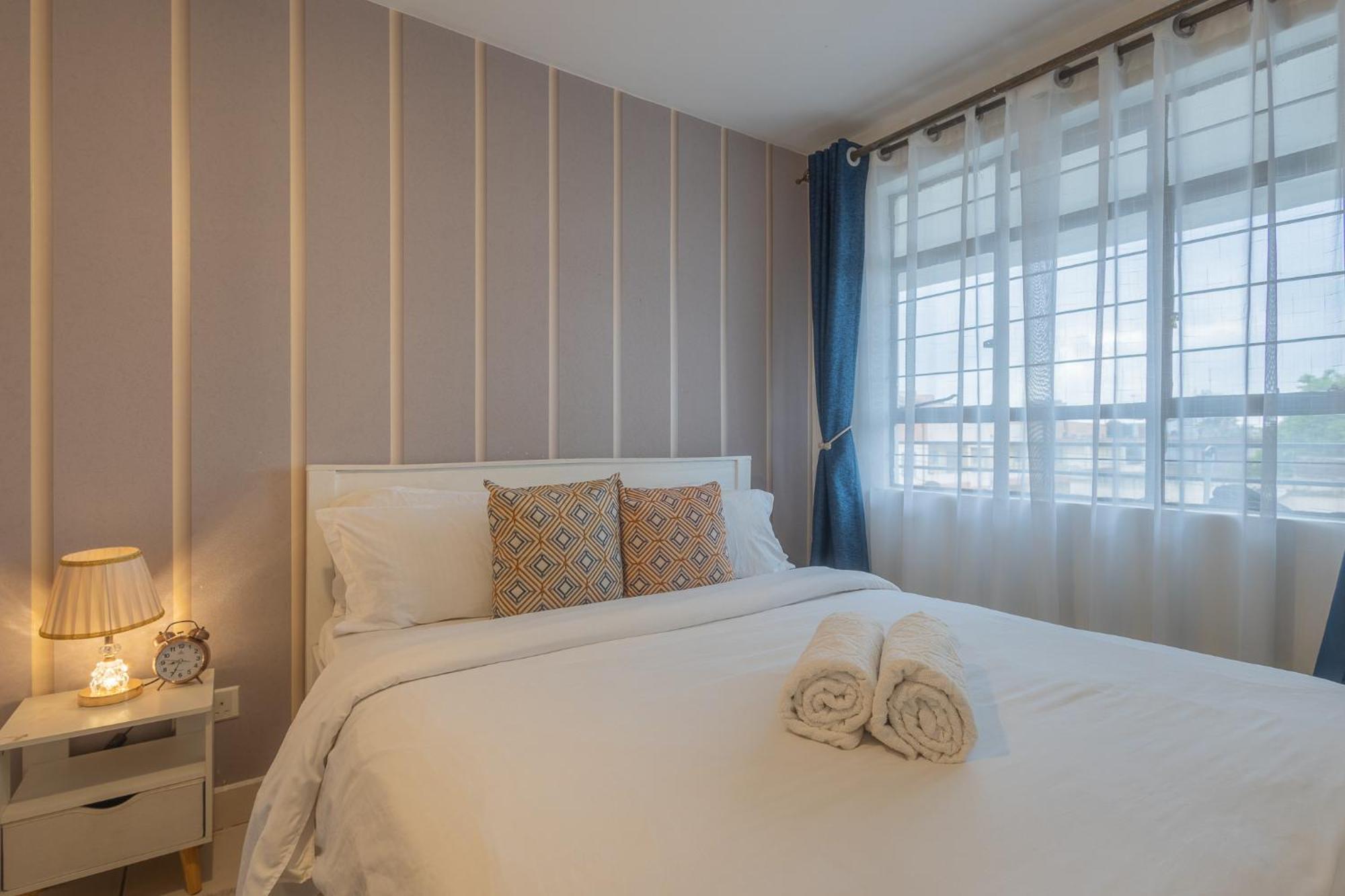 Apartment Furnished 1 Bedroom In Nairobi. 15 Mins To Cbd. Free Wi-fi & Parking *