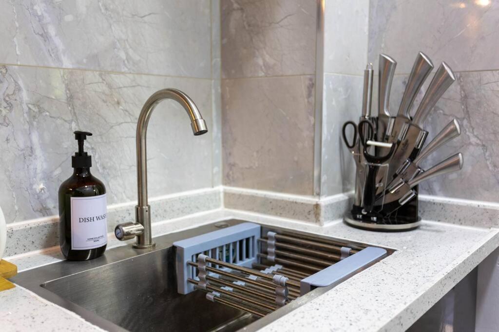 Cozy 1br. With Great Ambiance - Imanistays Apartment *