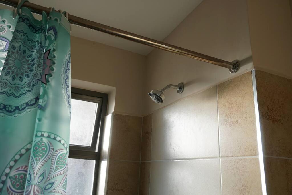 Apartment Modern 2br Sanctuary, Pool & Gym Nairobi