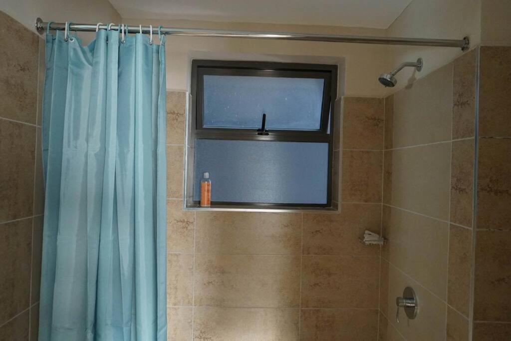 Apartment Modern 2br Sanctuary, Pool & Gym Nairobi