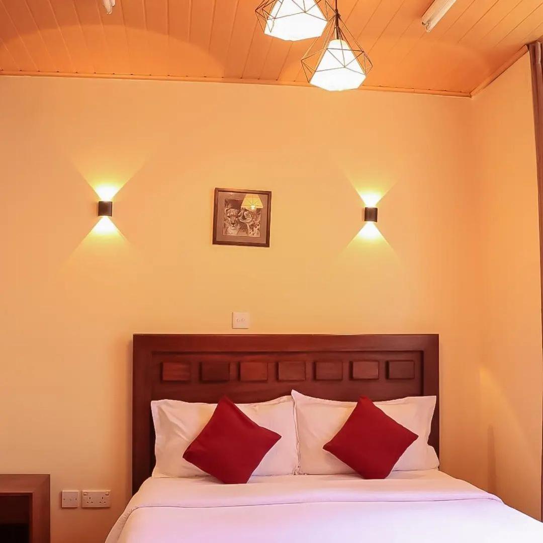 House Apartment *