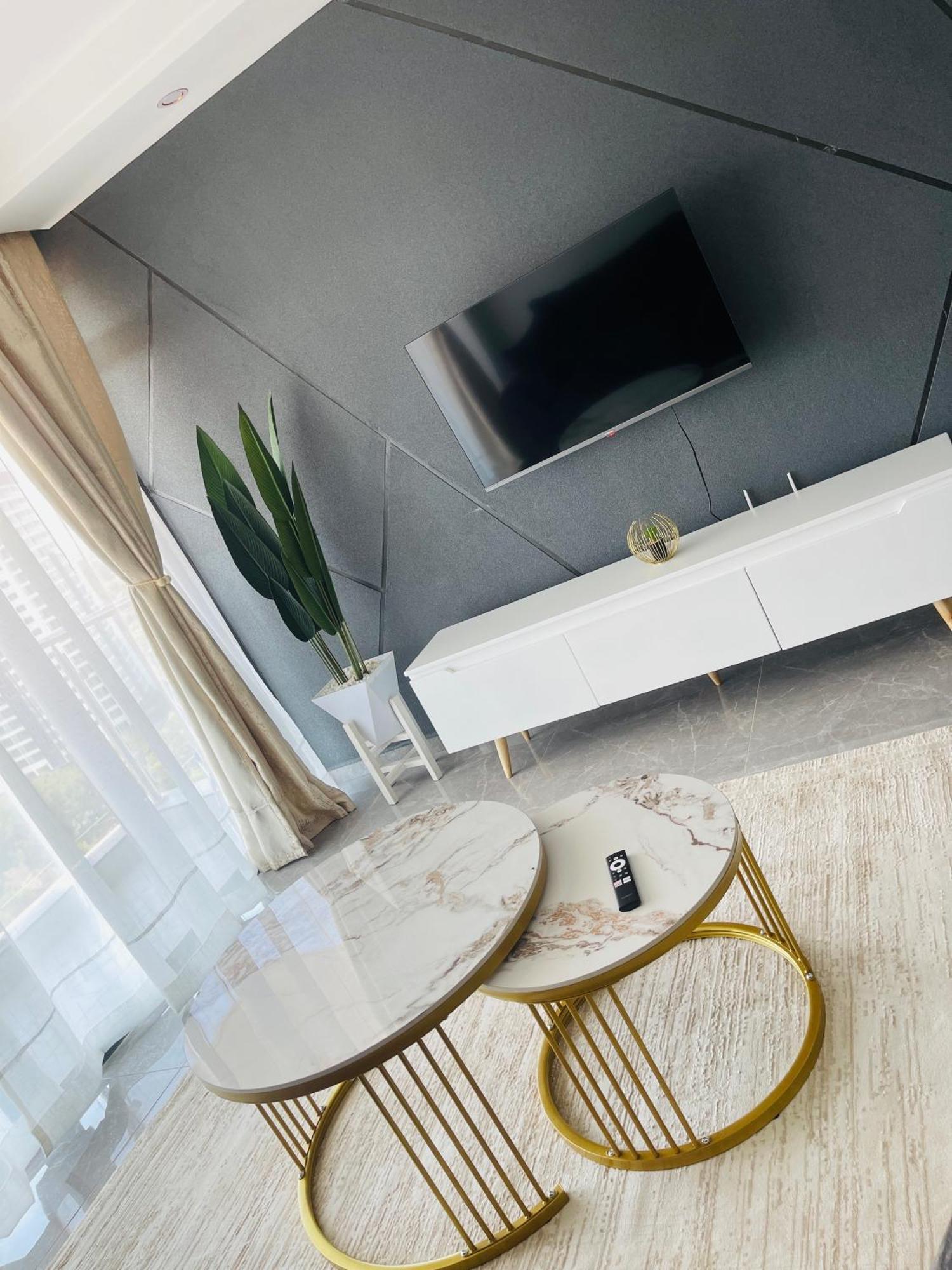 Apartment Rare Find Cozy 1bed With Skyline Views
