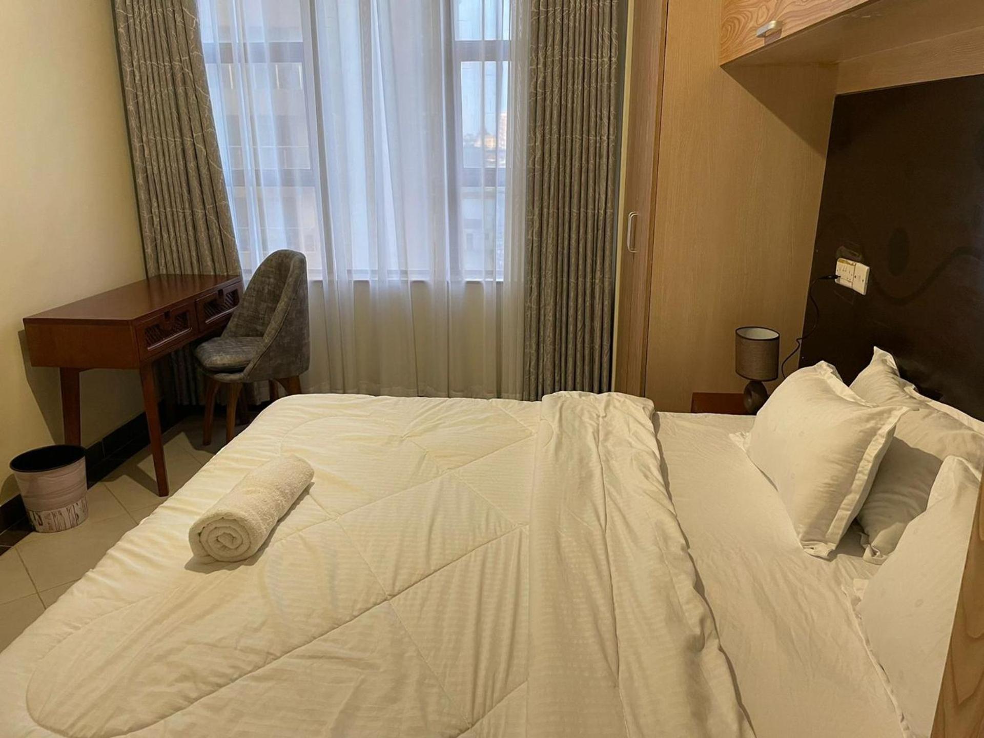 Apartment 1-bed In Next To The Mall *