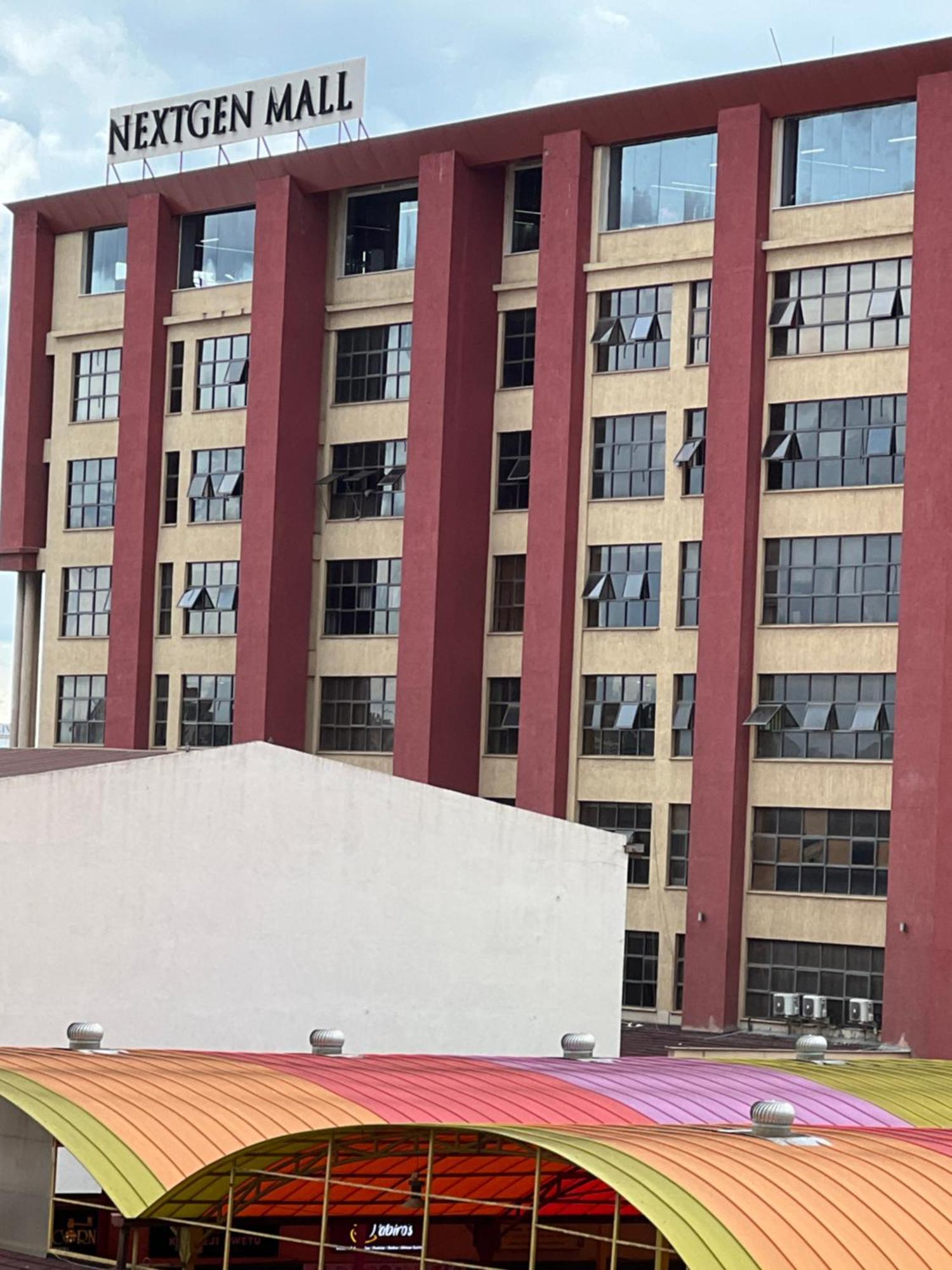 Apartment 1-bed In Next To The Mall