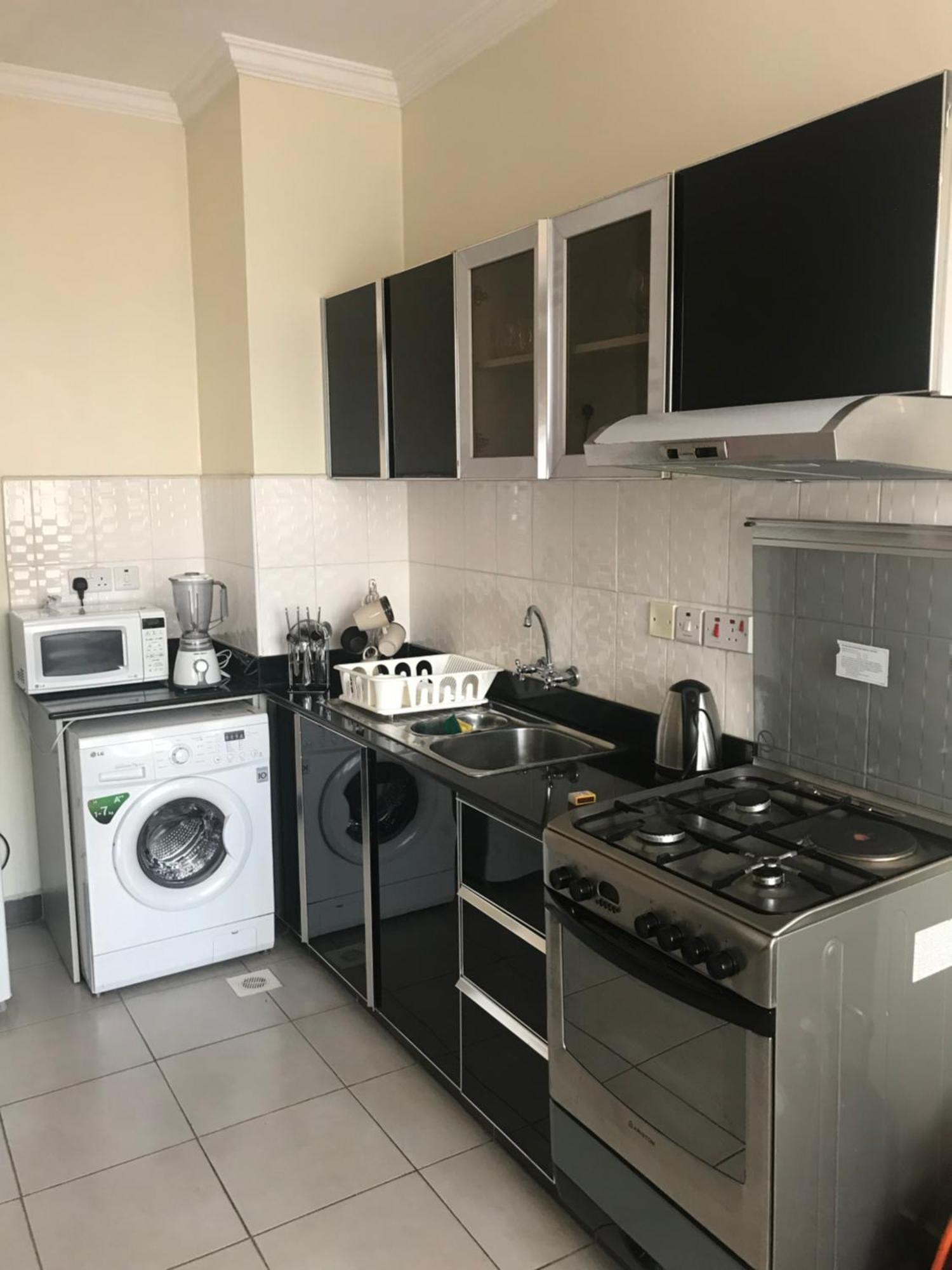 1-bed In Next To The Mall