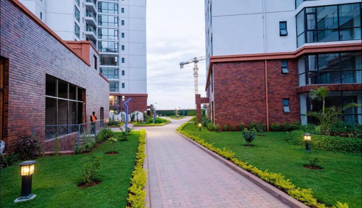 Apartment Parkside 3br Near Jkia, Sgr, National Park Nairobi