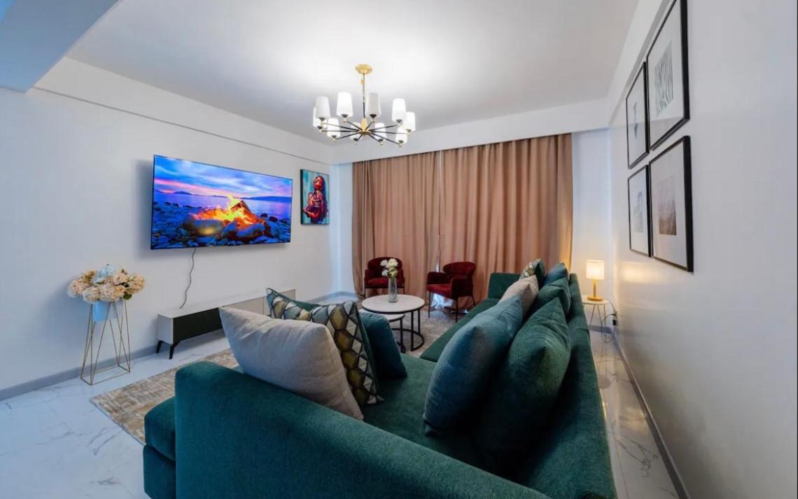 Parkside 3br Near Jkia, Sgr, National Park