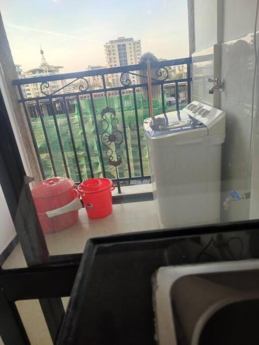 Kilimani One And Half Bedroom Nairobi