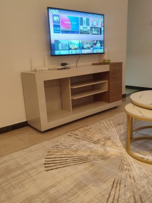 Kilimani One And Half Bedroom
