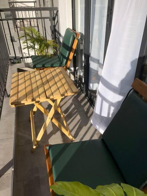 Apartment Your Adventure Awaits! *