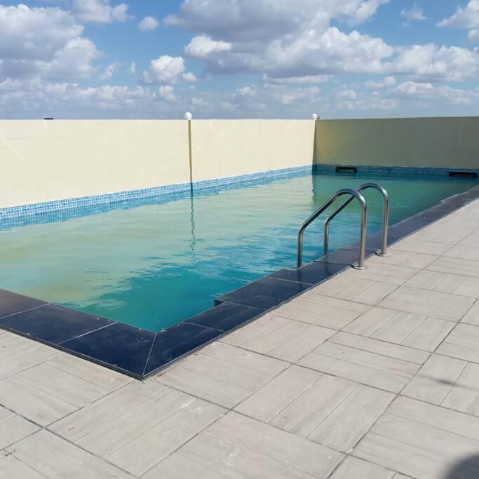 Centrally Located 3br Stylish Family Haven Apartment *
