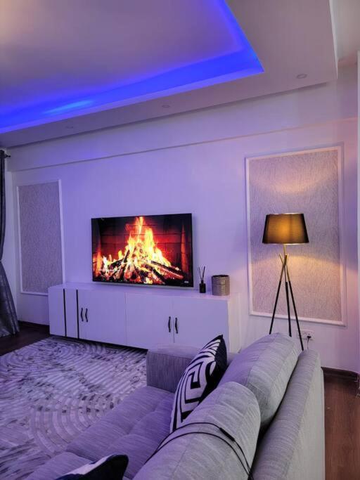 Centrally Located 3br Stylish Family Haven Apartment
