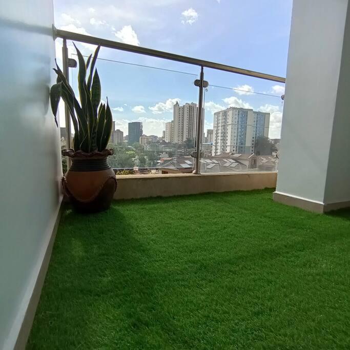 Centrally Located 3br Stylish Family Haven Apartment *