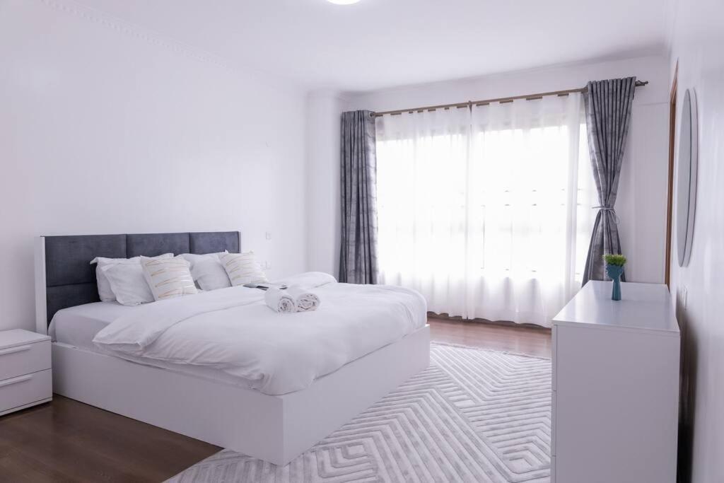 Centrally Located 3br Stylish Family Haven Apartment