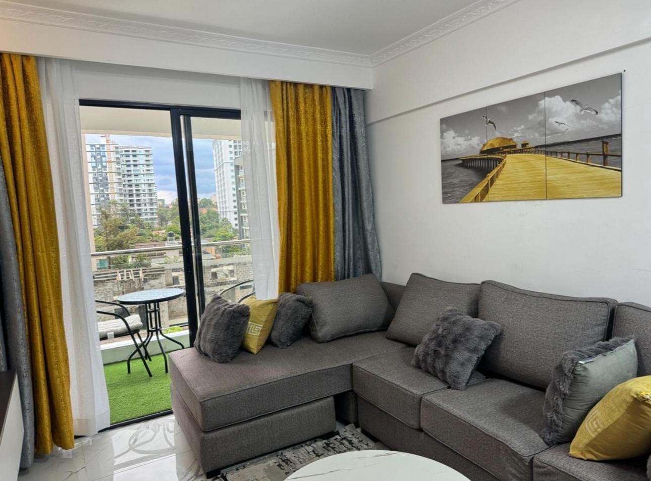 Erl Kenya Apartment *