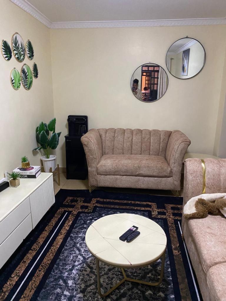 Apartment Cozy And Modern 2 Bedroom Mirema