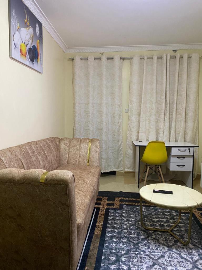 Cozy And Modern 2 Bedroom Mirema *