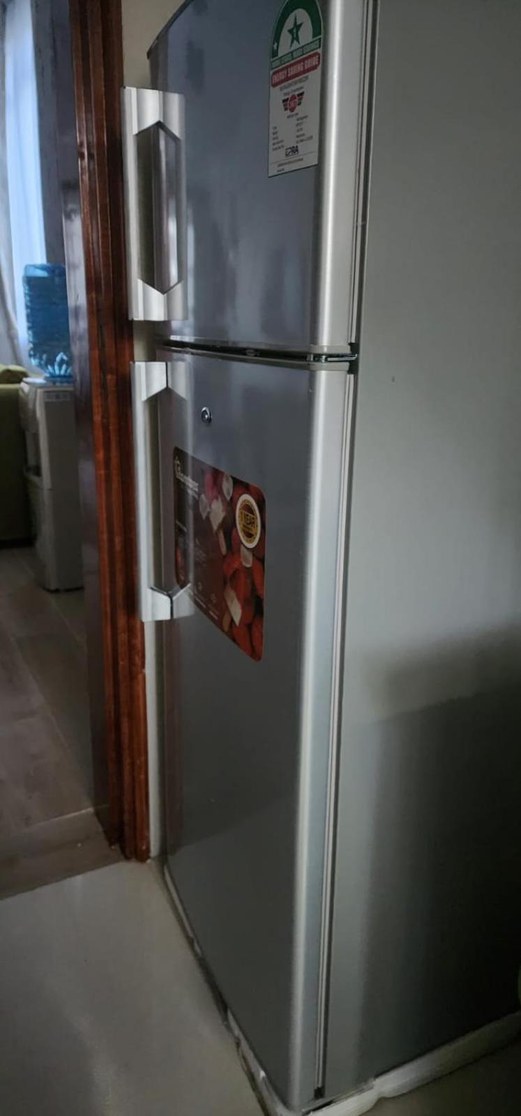 Apartment Two Bedroom Apartment-central Location, Book Now!