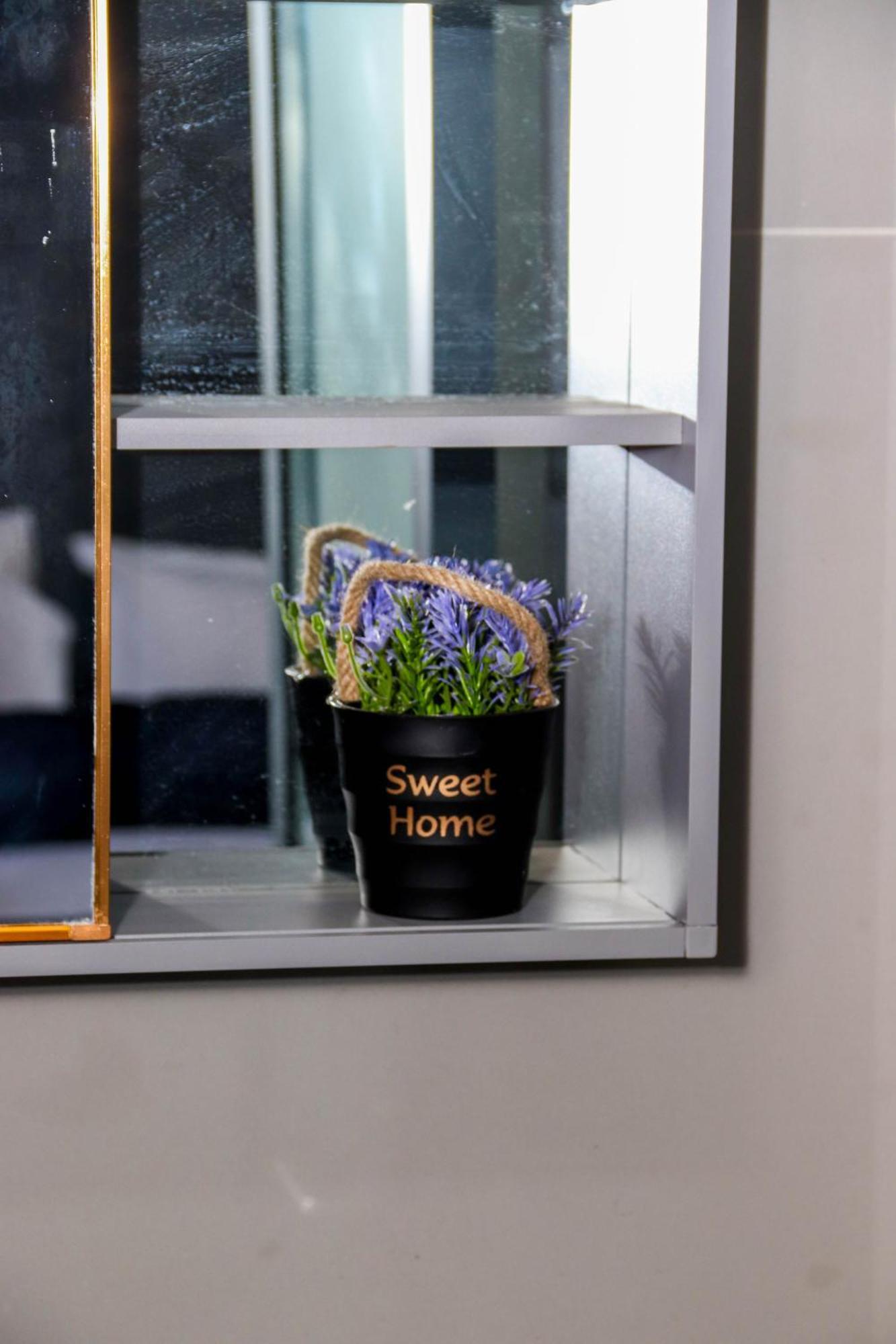 Two Bedroom Apartment-central Location, Book Now! Apartment Nairobi