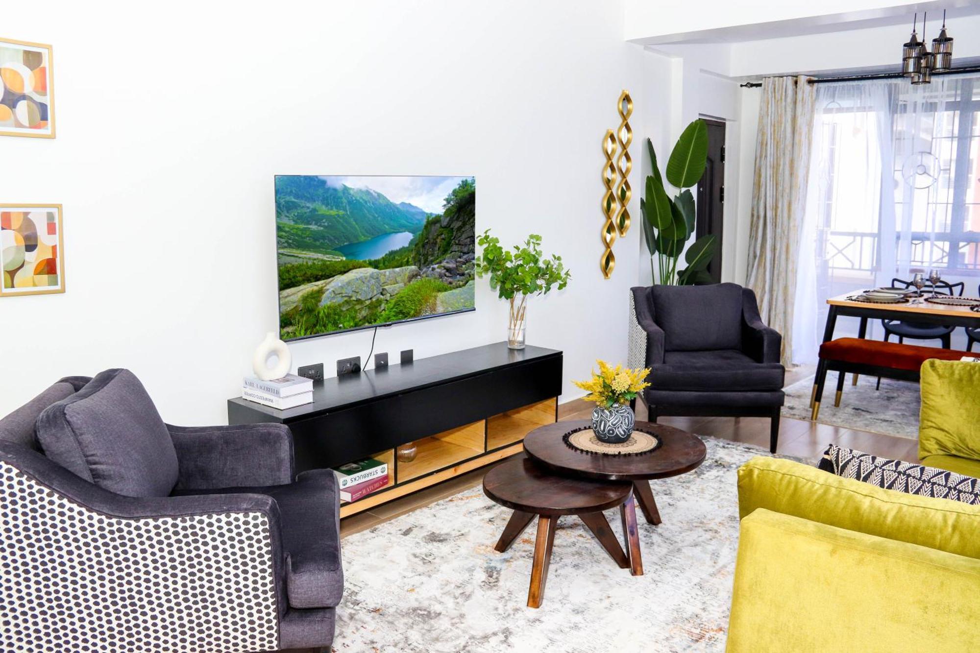 Two Bedroom Apartment-central Location, Book Now! Apartment *