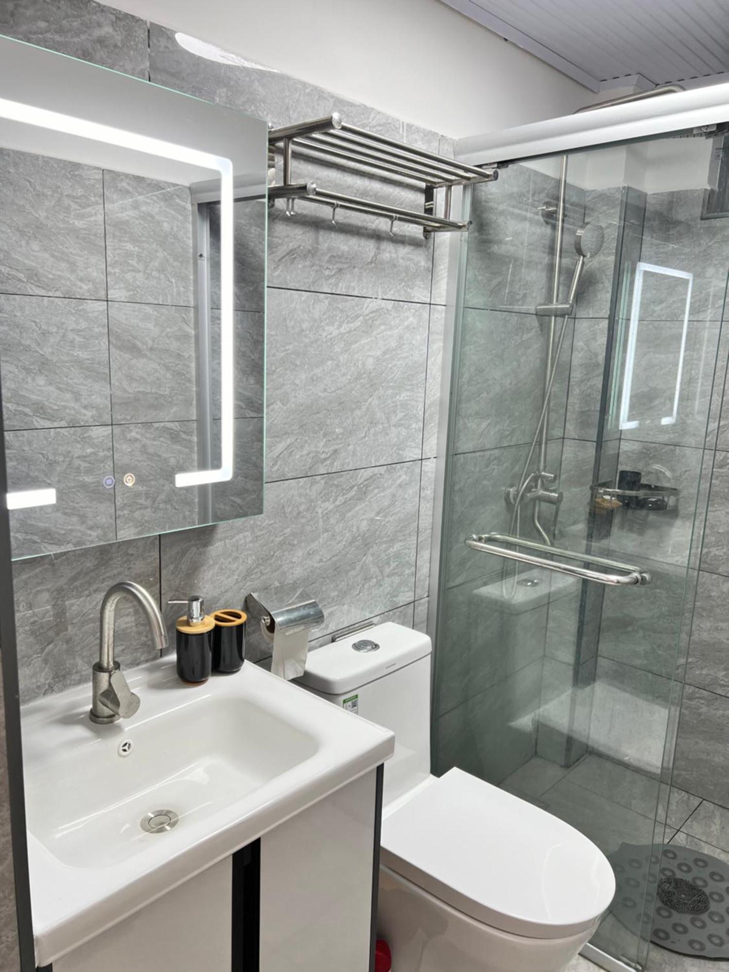 Ruyer Luxury 1br Kileleshwa *
