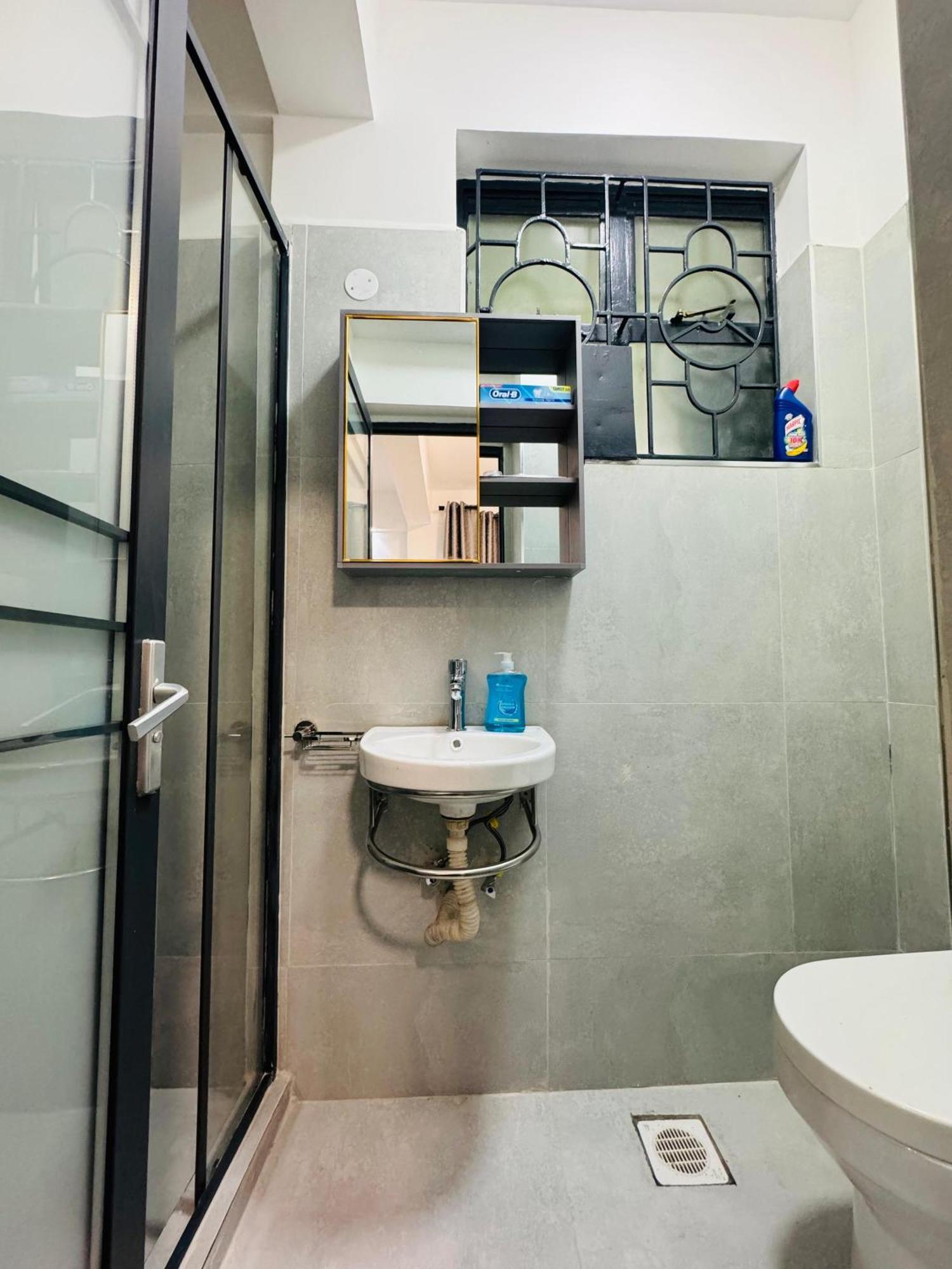 Azania Homes Tranquil 2 Bedroom In Westland 5 Minutes To Sarit Centre Apartment *
