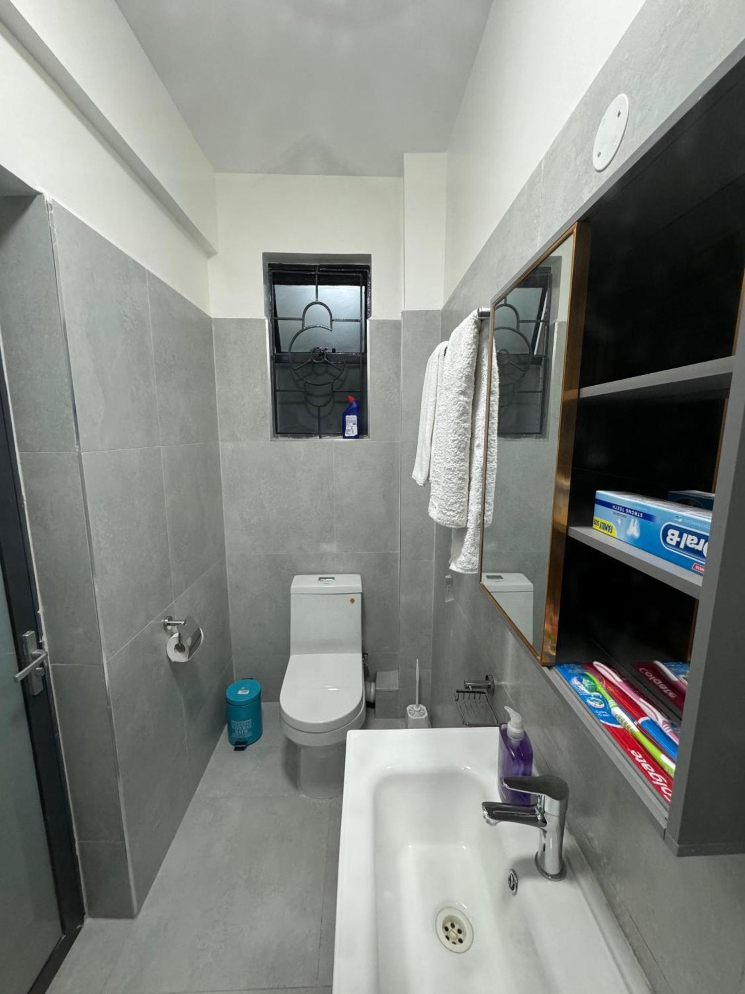 Azania Homes Tranquil 2 Bedroom In Westland 5 Minutes To Sarit Centre Apartment