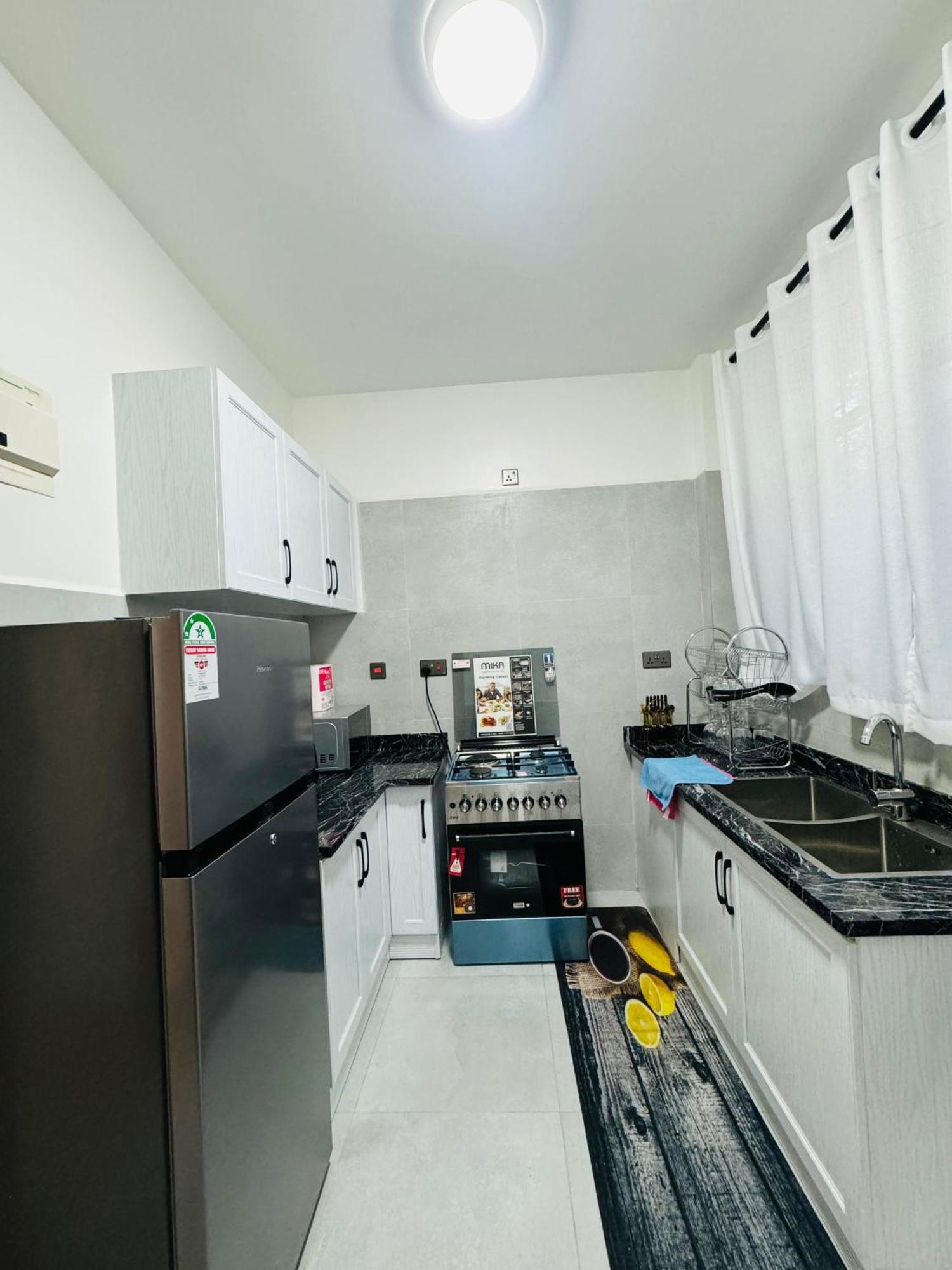 Azania Homes Tranquil 2 Bedroom In Westland 5 Minutes To Sarit Centre Nairobi